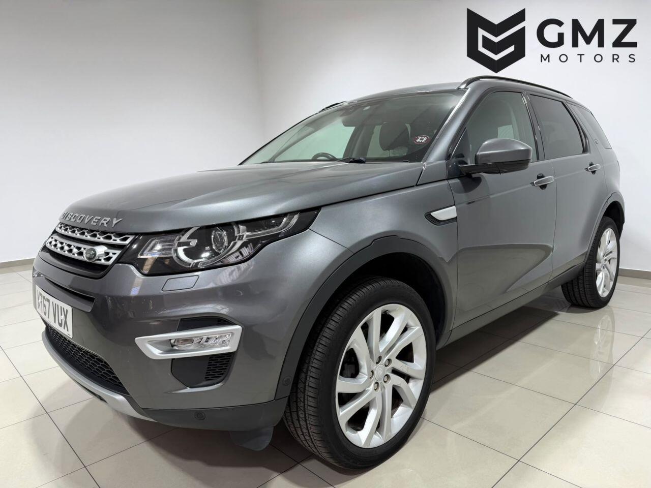 Land Rover Discovery Sport view 3