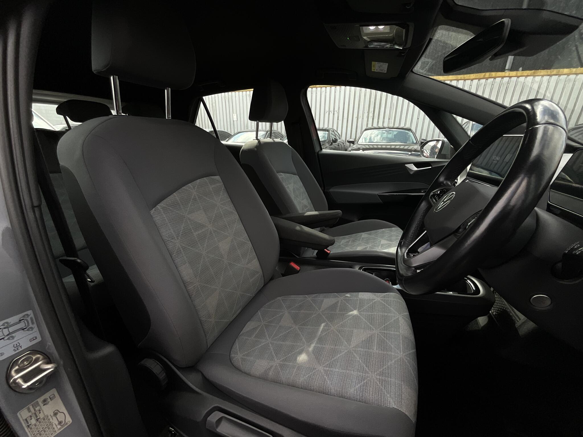 Volkswagen ID.3 view 8