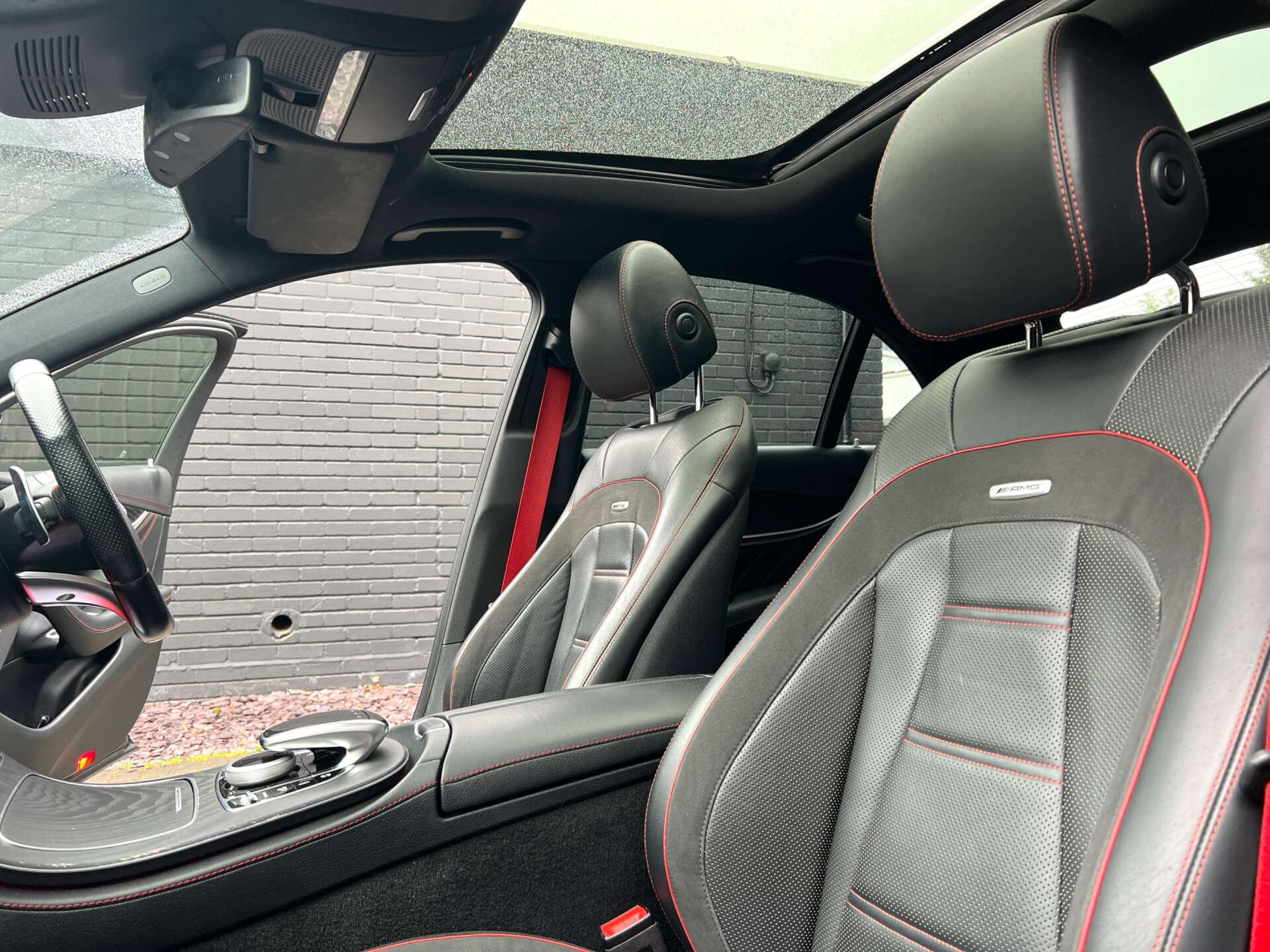 Mercedes-Benz E Class view 12