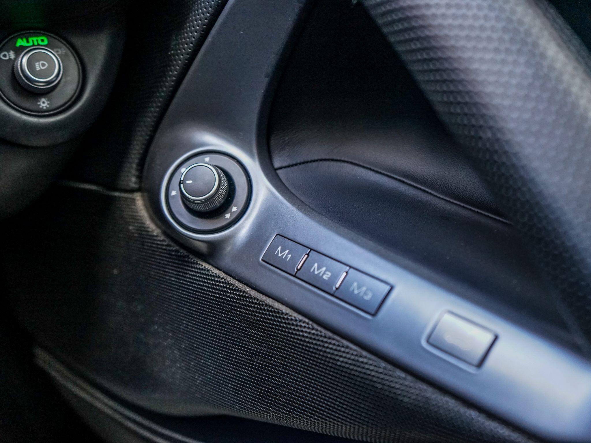Ferrari 812 view 41