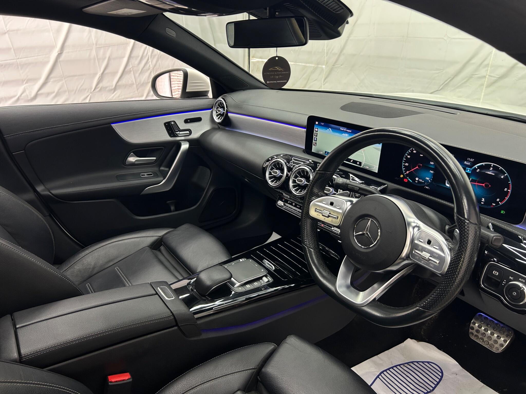 Mercedes-Benz Cla view 13