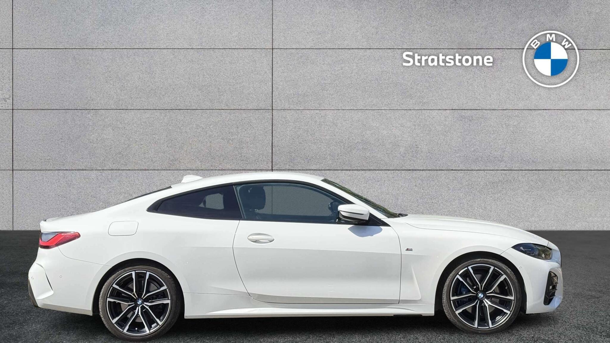 BMW 4 Series view 3