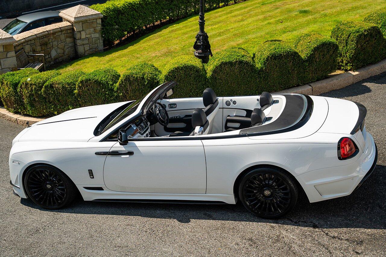 Rolls-Royce Dawn view 115