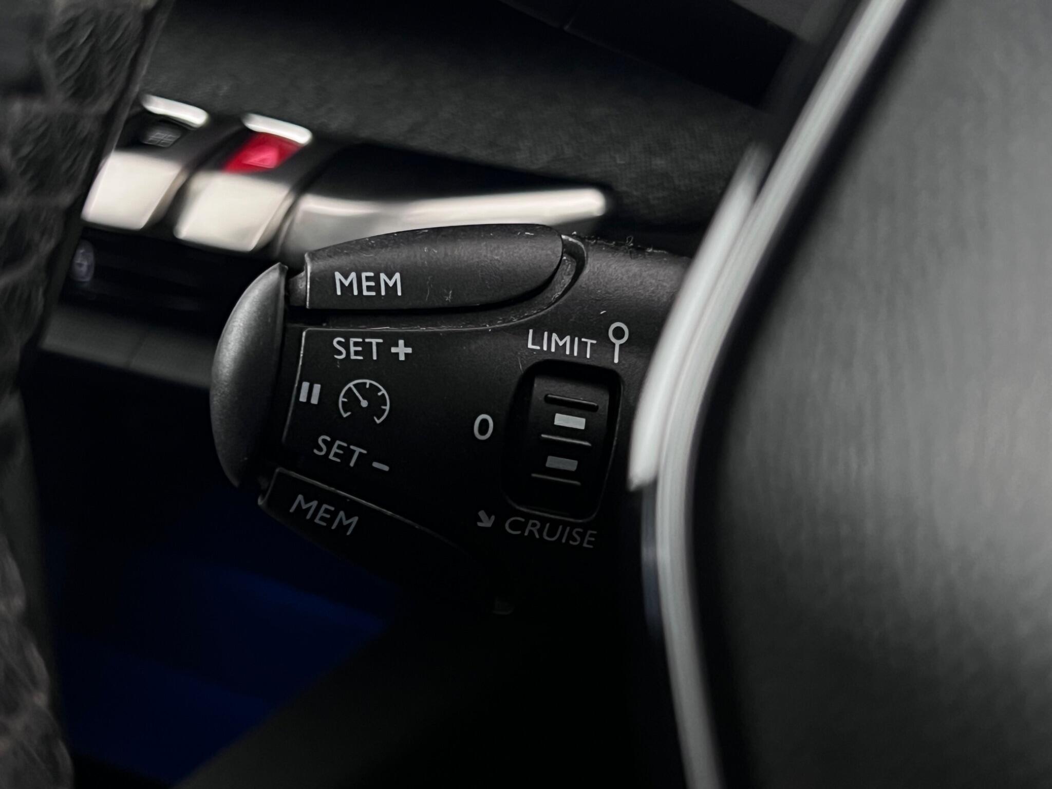 Peugeot 3008 view 22