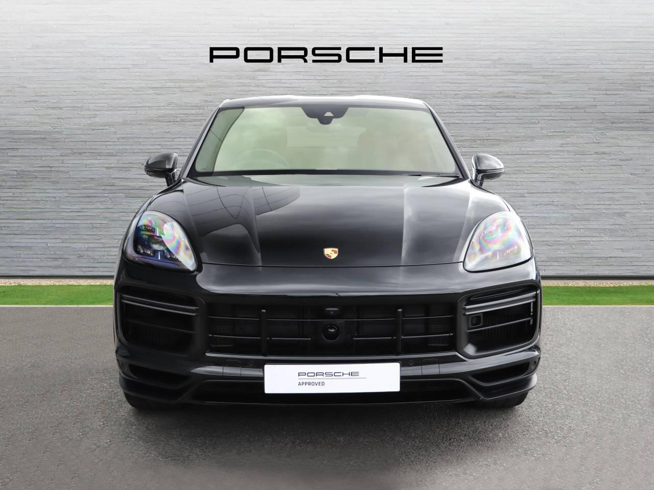 Porsche Cayenne view 7