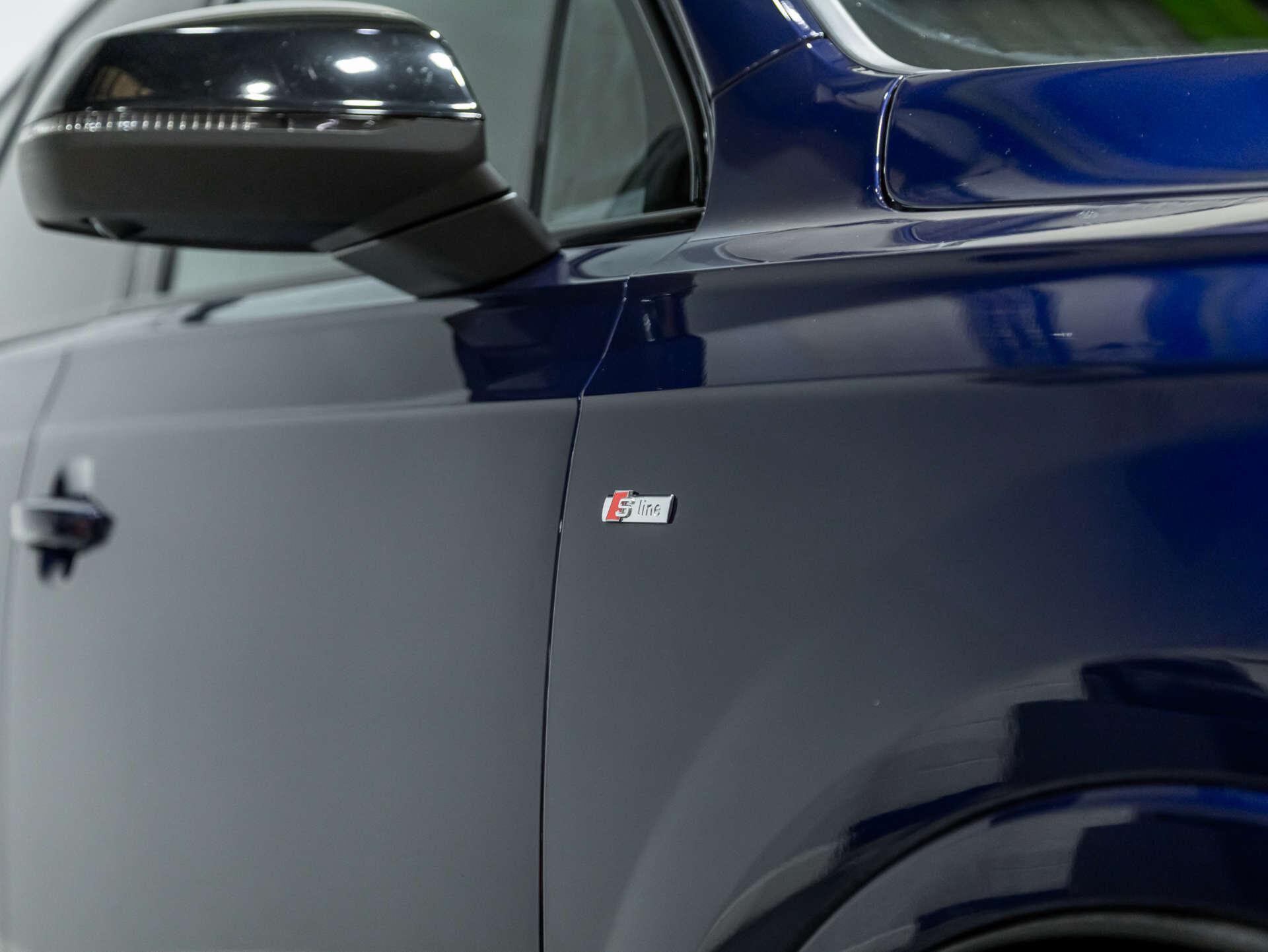 Audi Q7 view 75