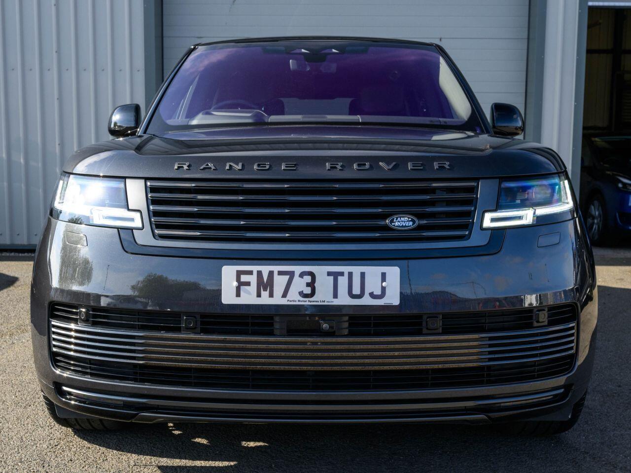 Land Rover Range Rover view 4