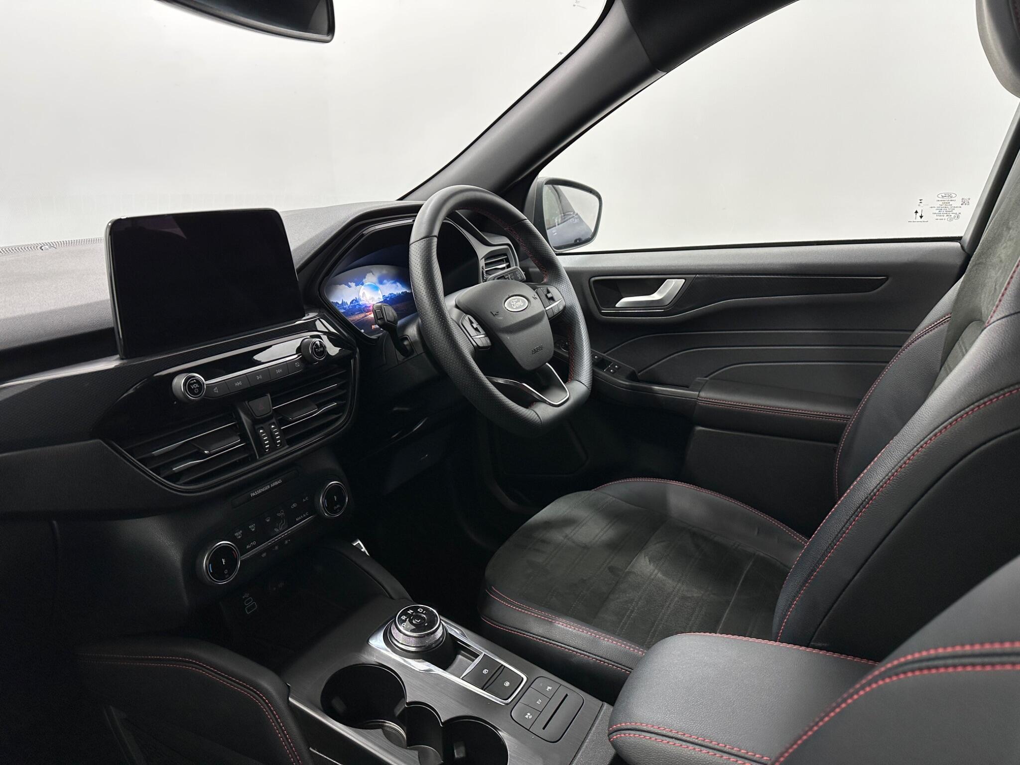 Ford Kuga view 32