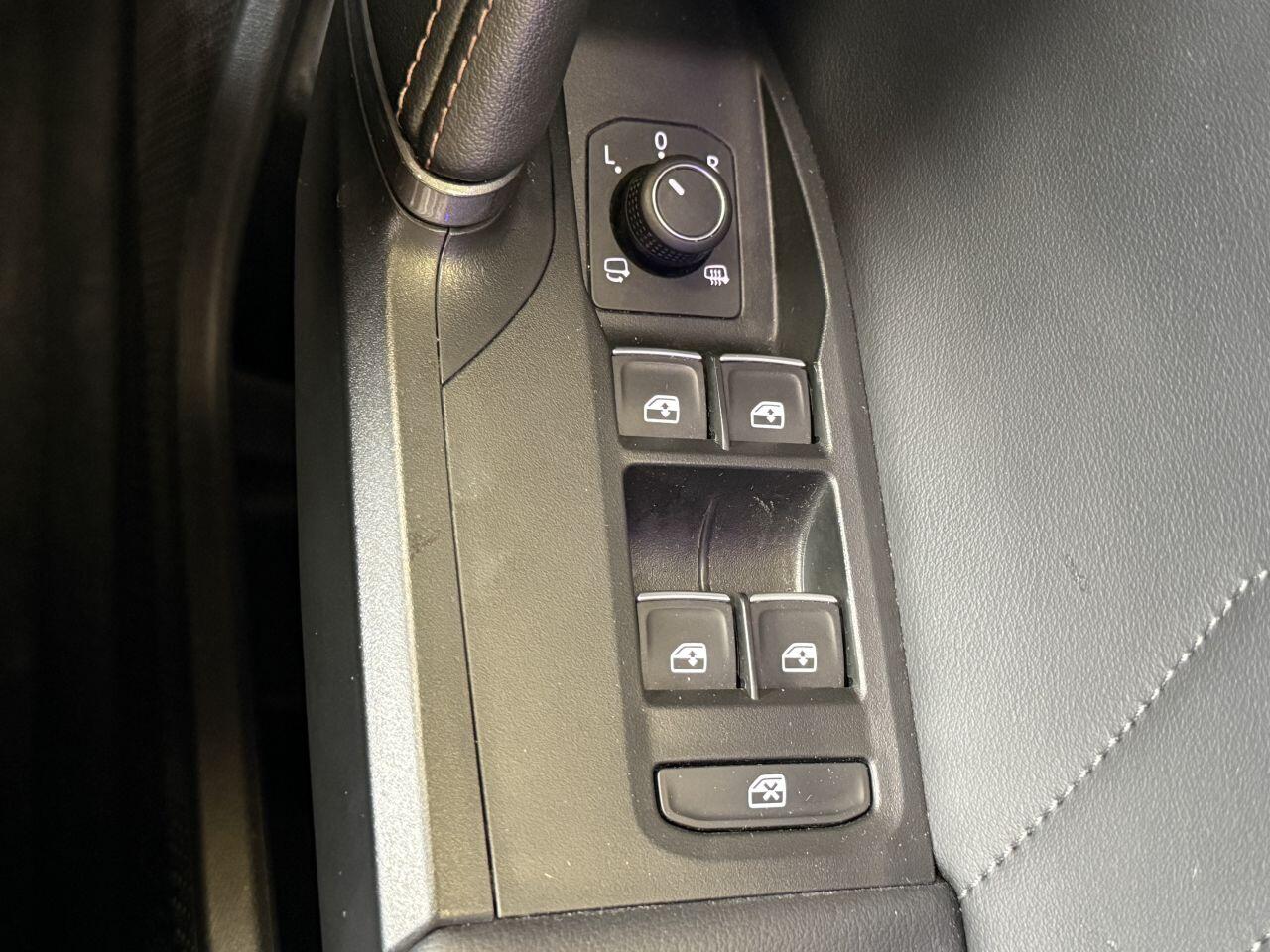 Cupra Leon view 41