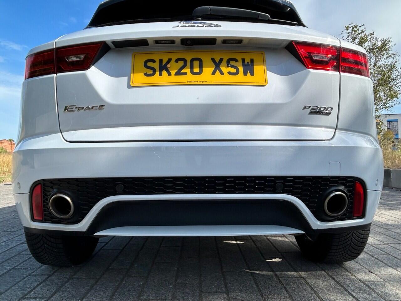 Jaguar E-Pace view 16