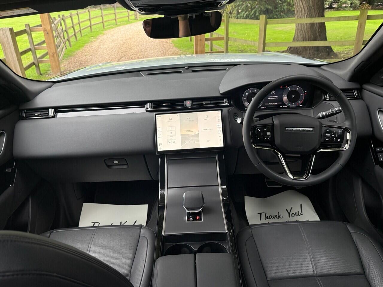 Land Rover Range Rover Velar view 13