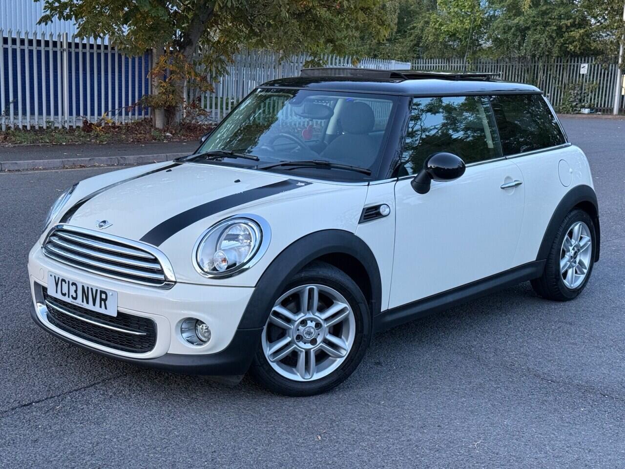 Mini Hatch view 3