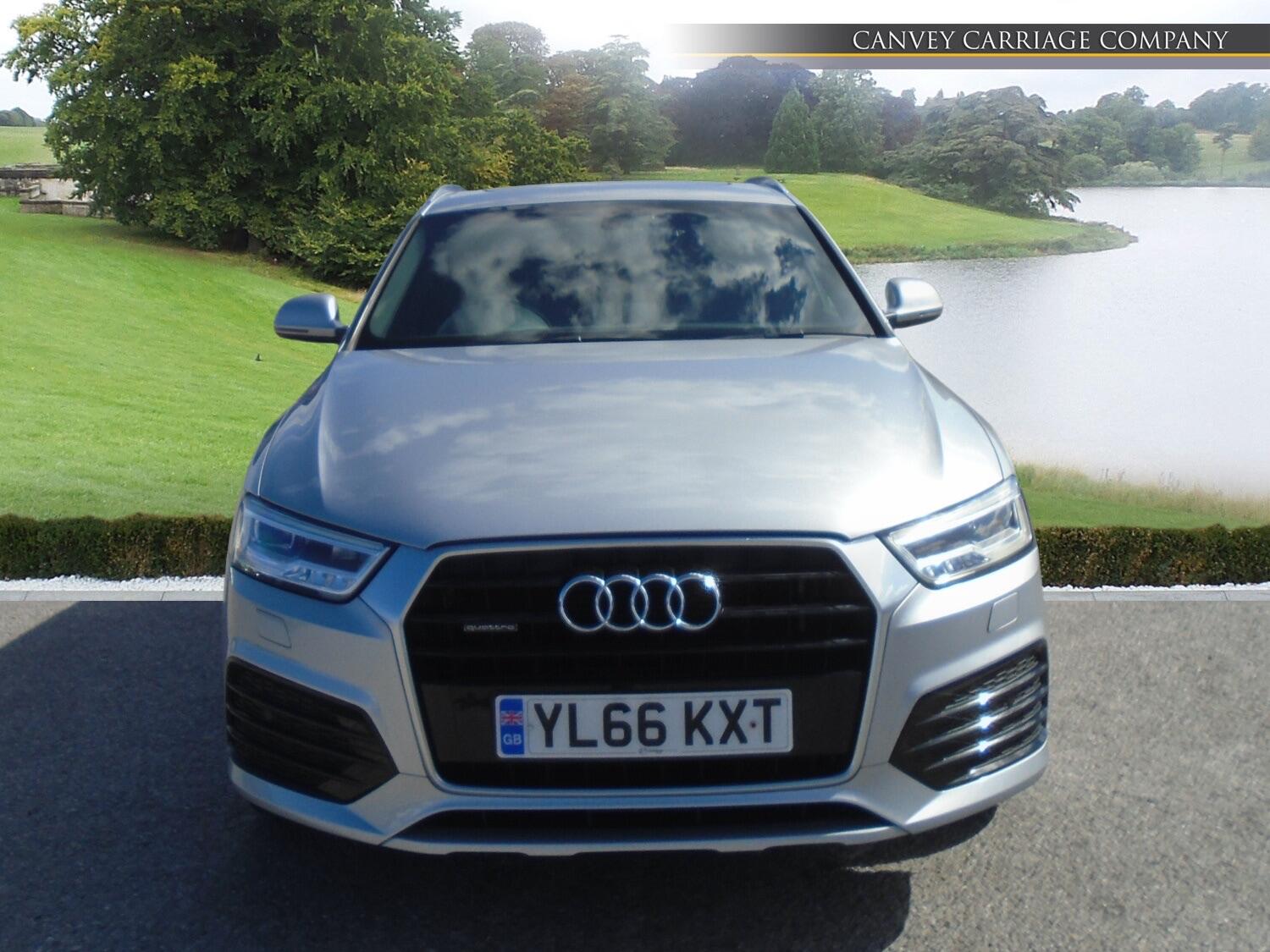 Audi Q3 view 7