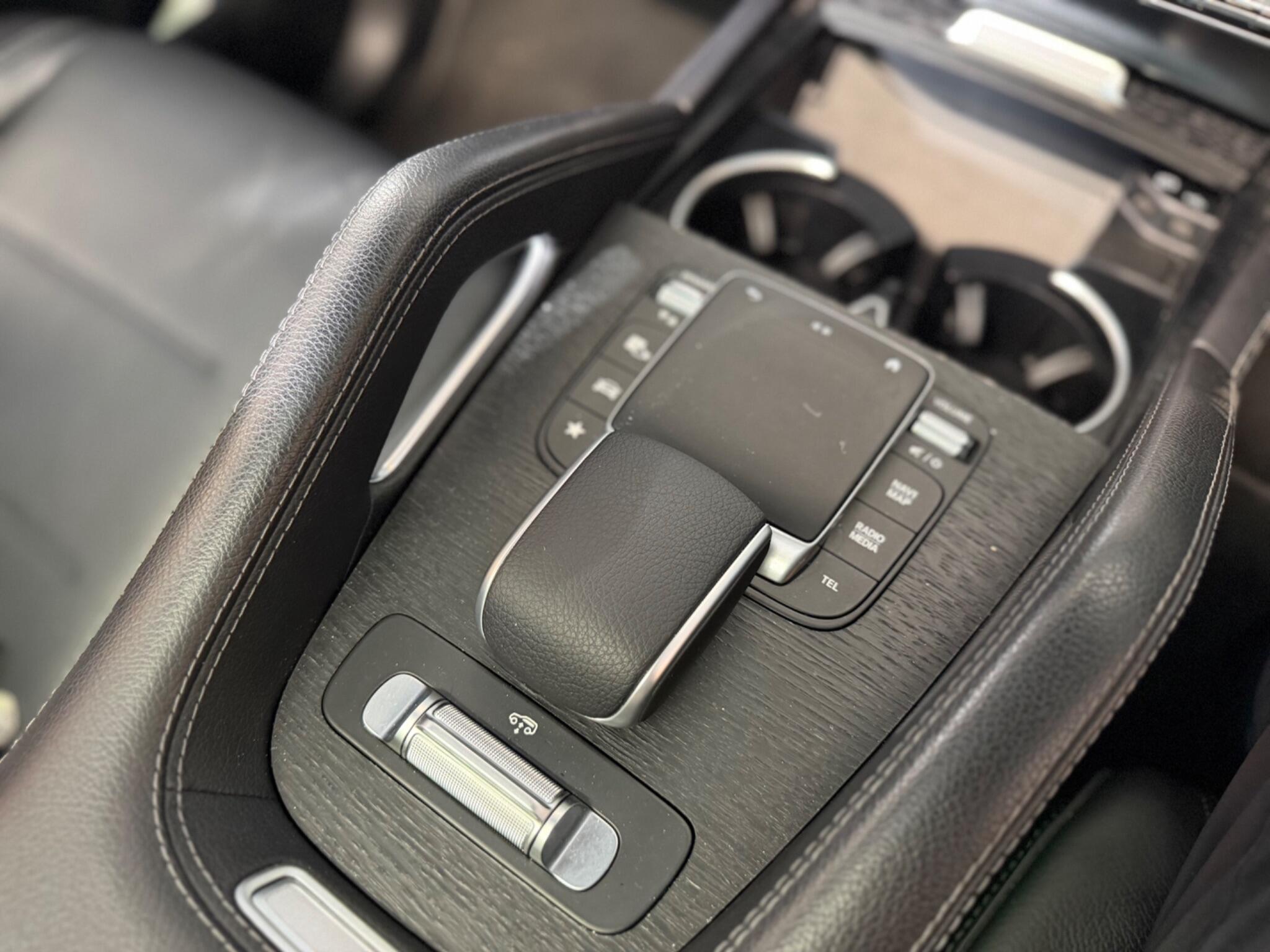 Mercedes-Benz Gle view 32