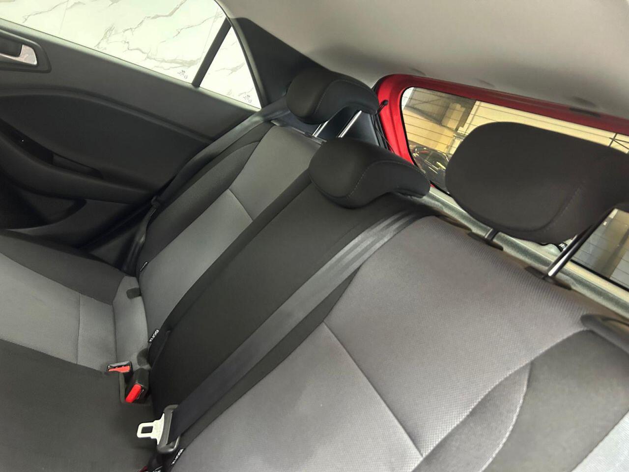 Hyundai I20 view 19