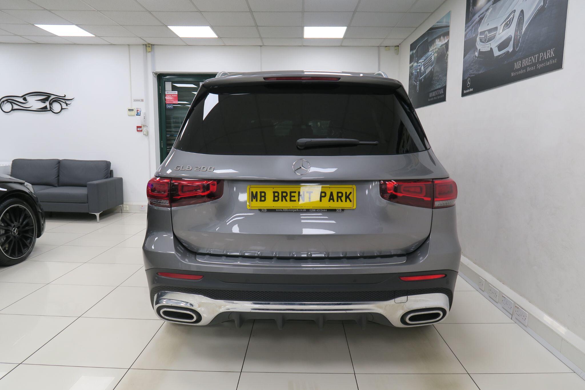 Mercedes-Benz GLB view 6