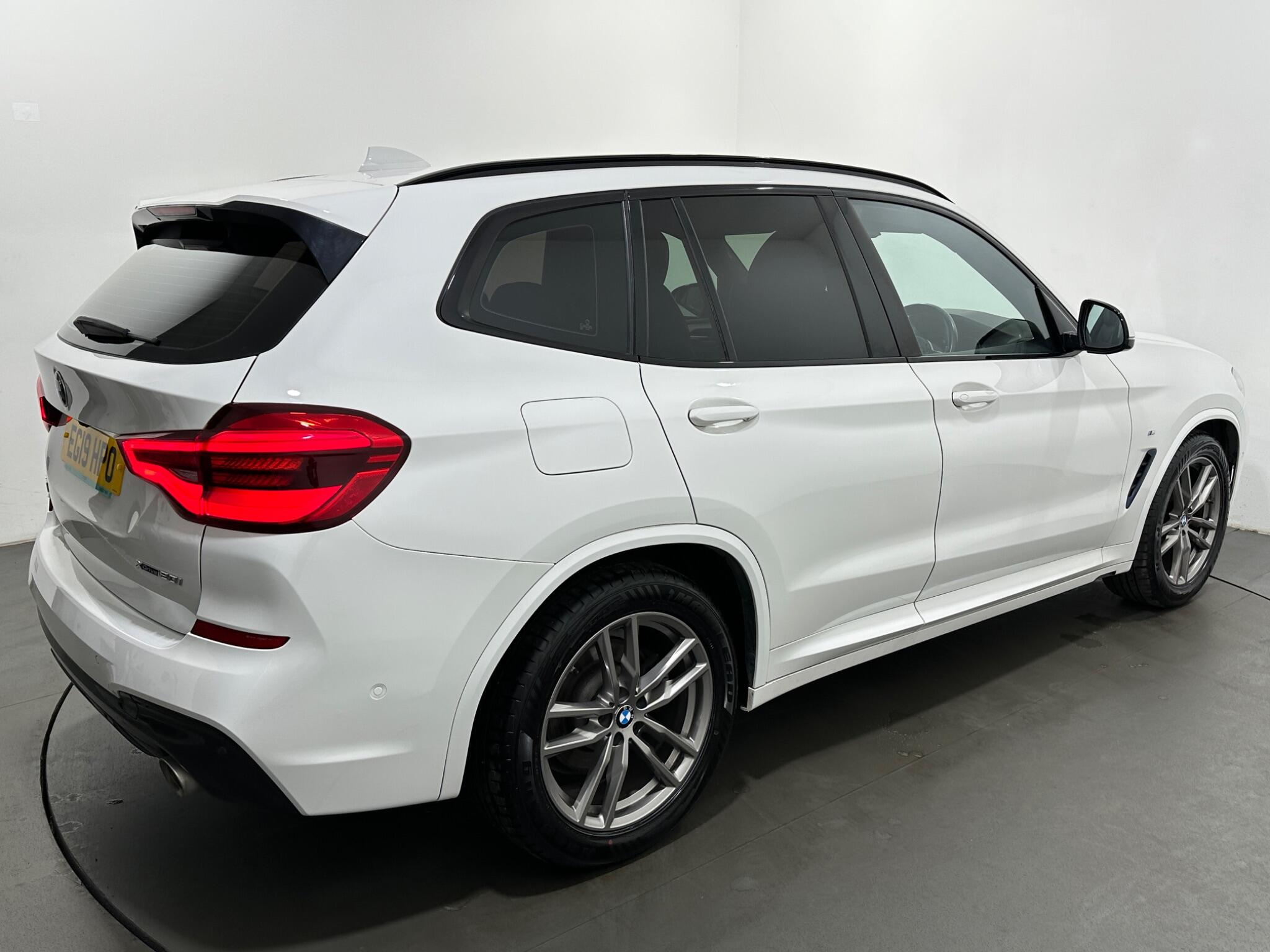 BMW X3 view 52