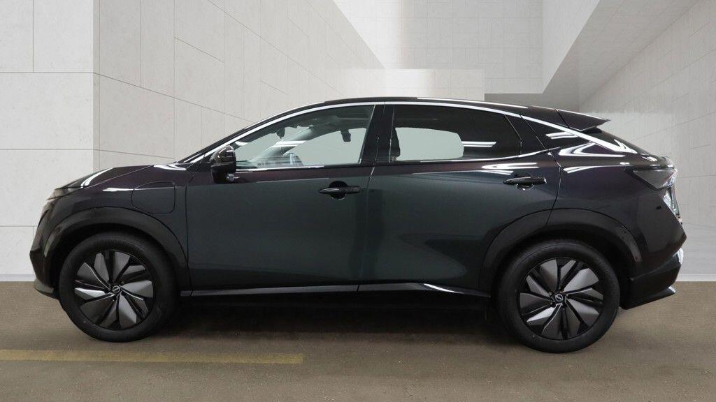 Nissan Ariya view 3