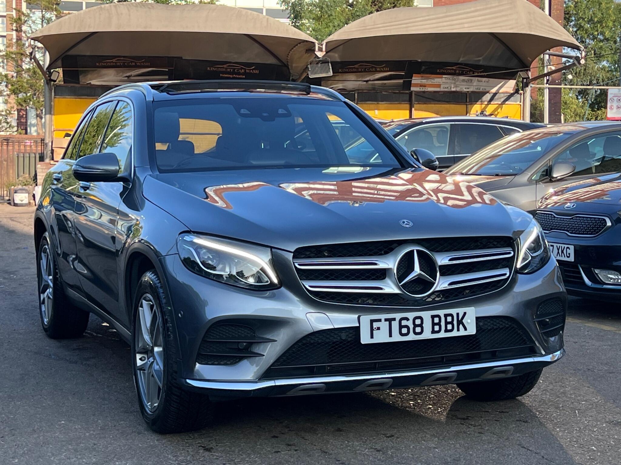 Mercedes-Benz GLC view 4