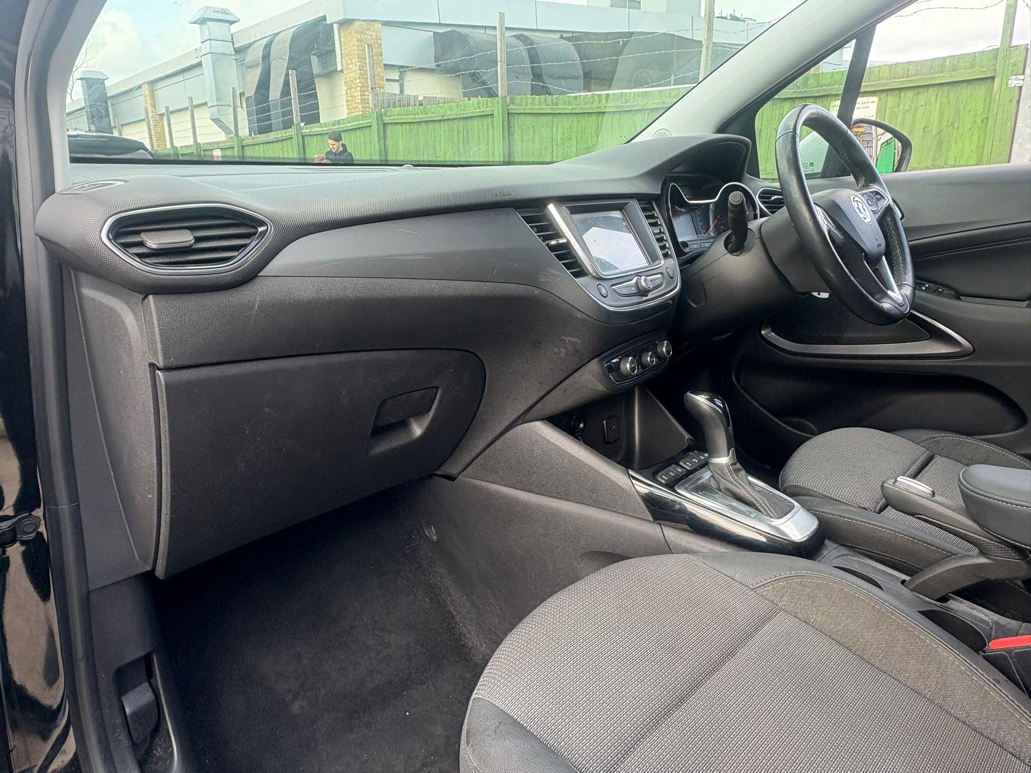 Vauxhall Crossland view 20