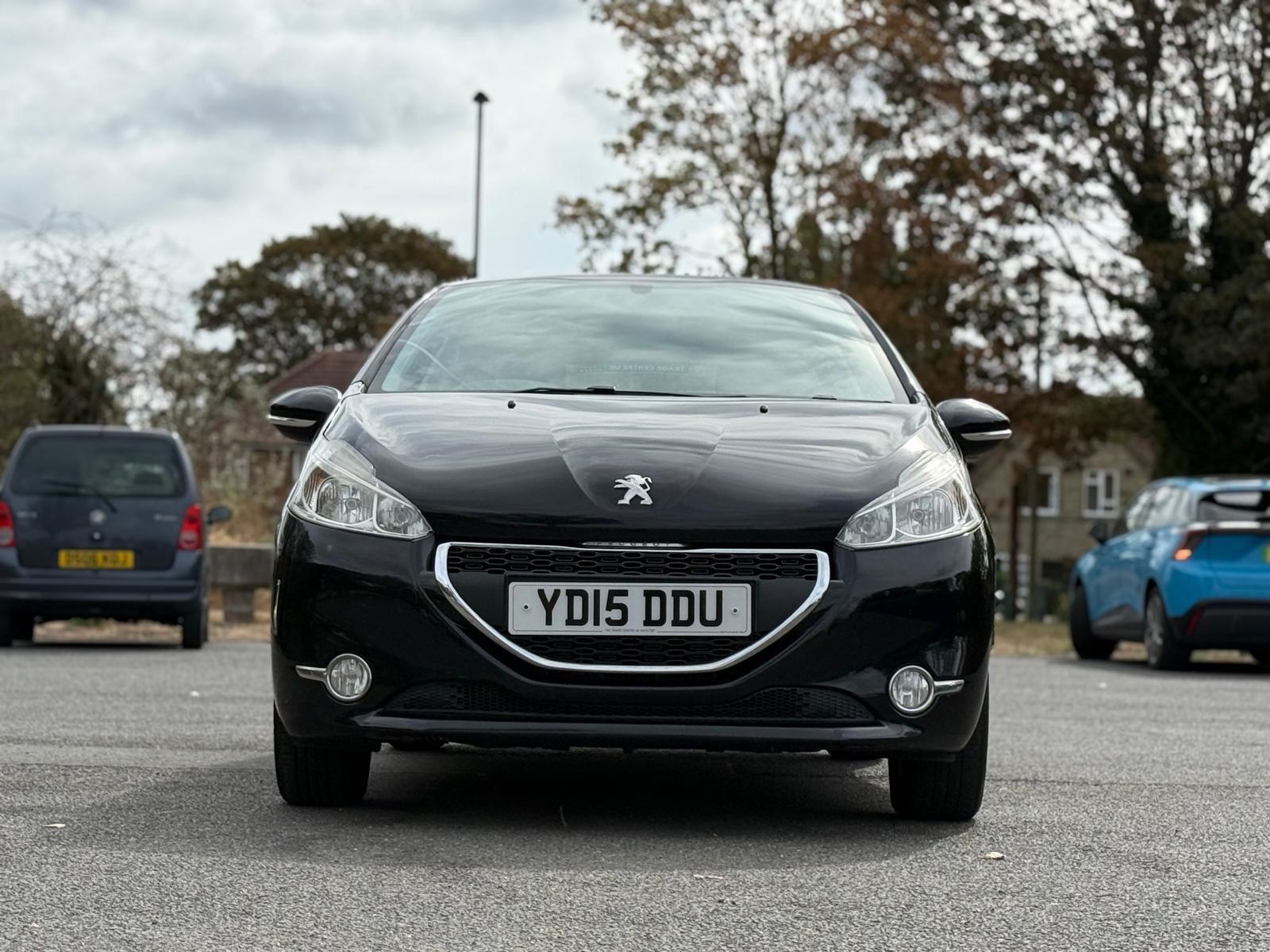 Peugeot 208 view 8