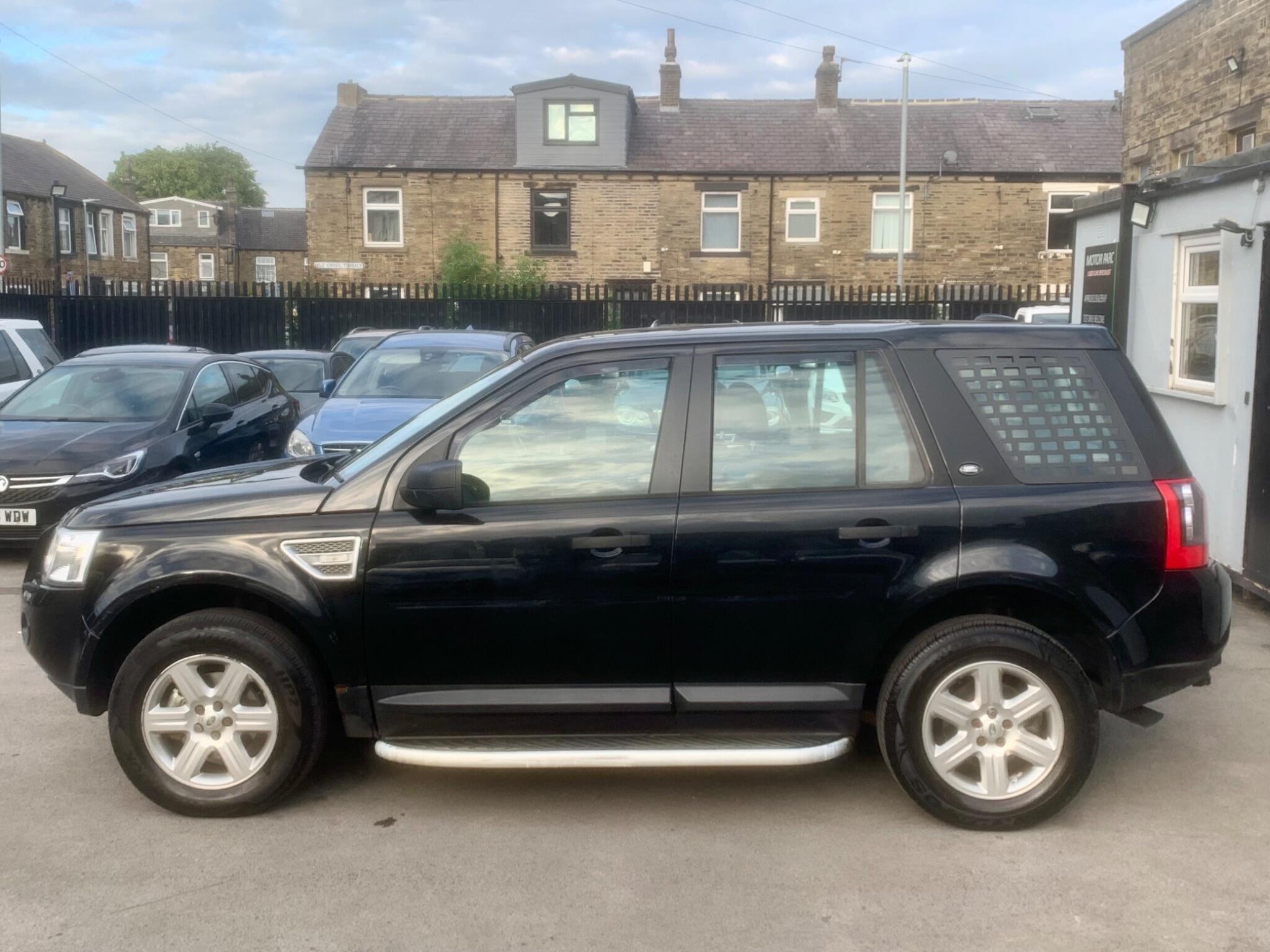 Land Rover Freelander 2 view 5