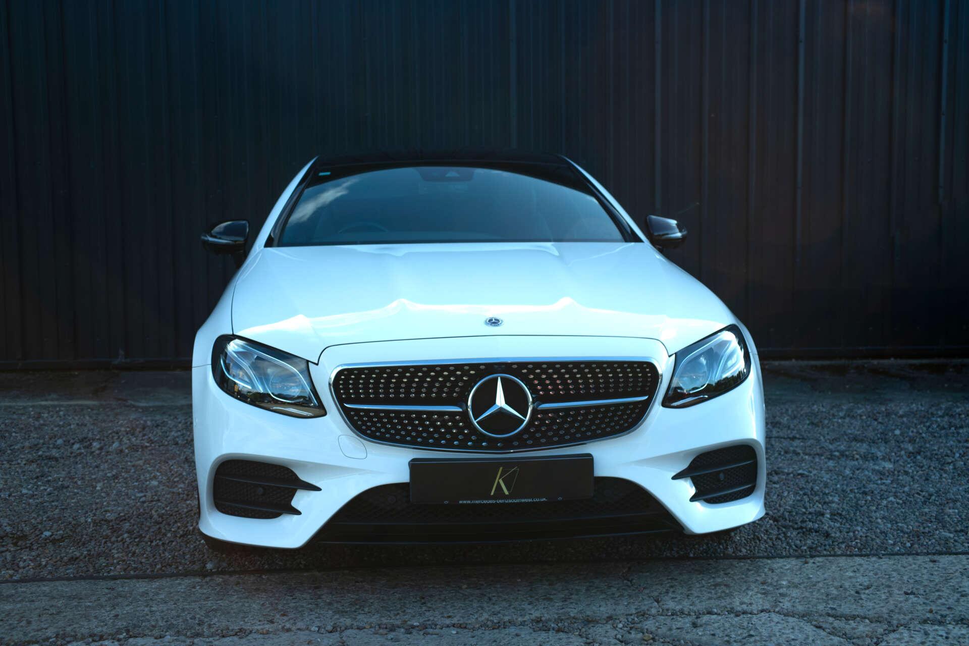 Mercedes-Benz E-Class view 6