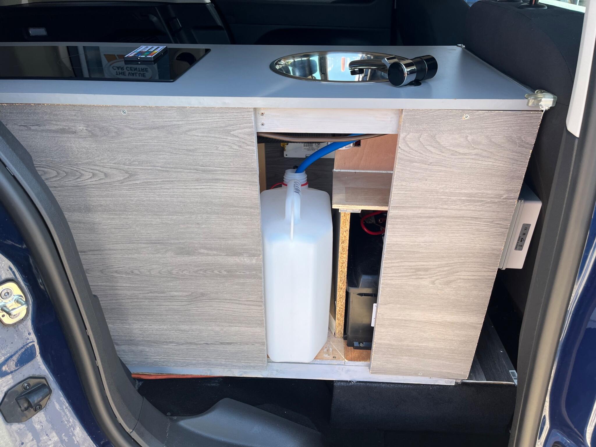 Vauxhall Combo Life view 17