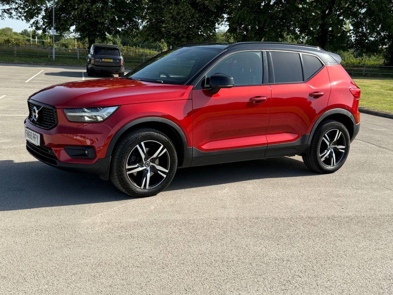 Volvo XC40 view 6