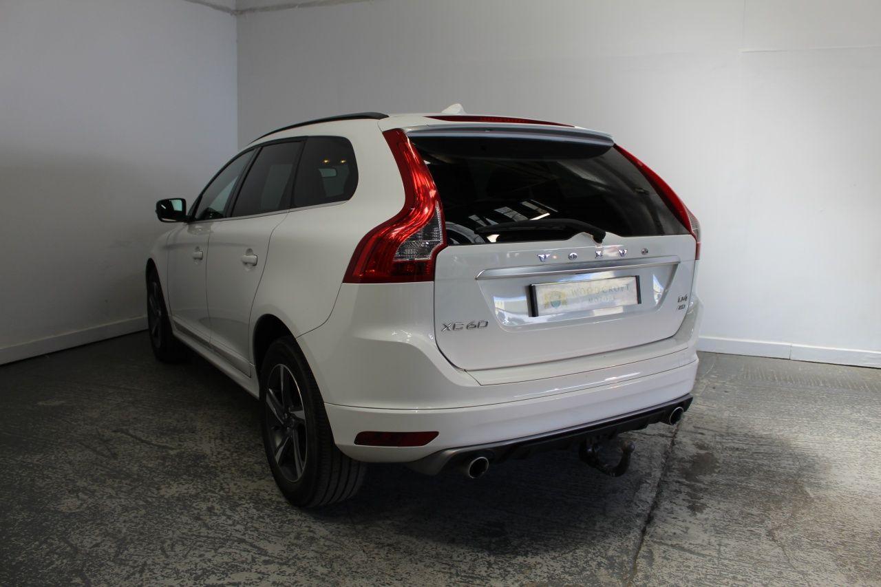 Volvo XC60 view 8