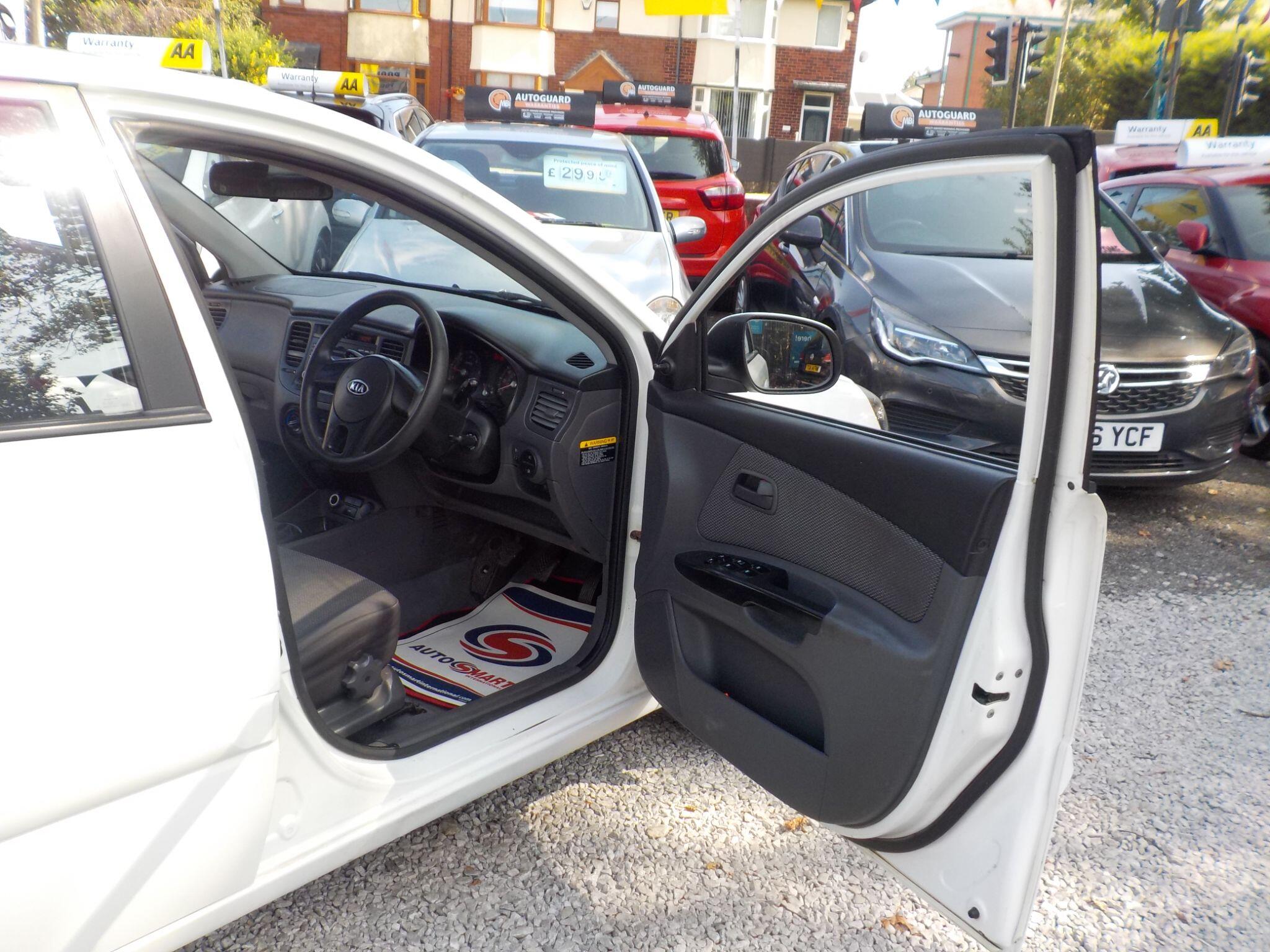 Kia Rio 1.5 CRDi Domino 5dr