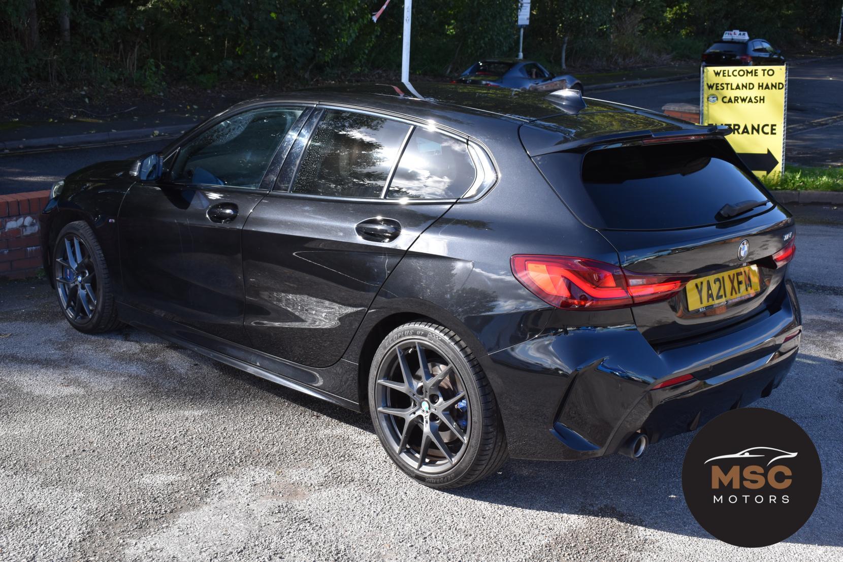 BMW 1 Series view 13
