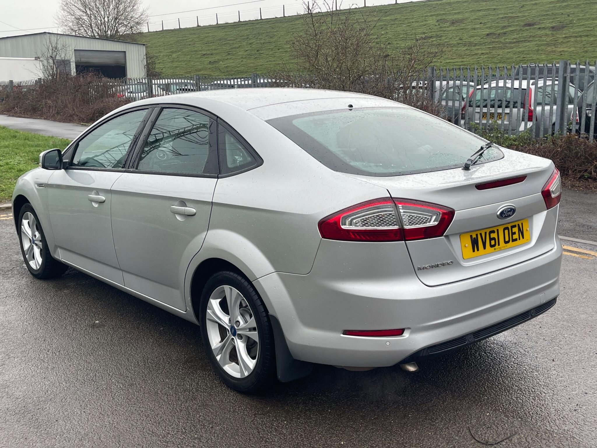 2011 Ford Mondeo image 23