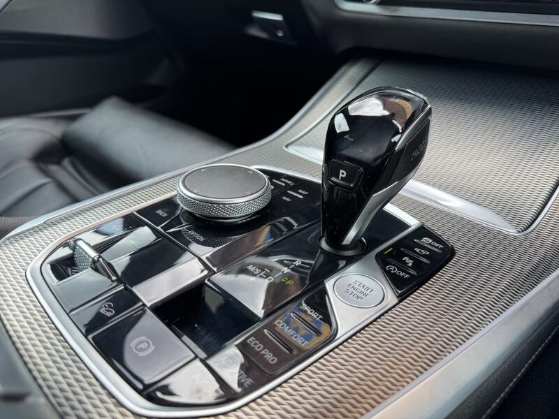 BMW X5 BMW X5 view 19