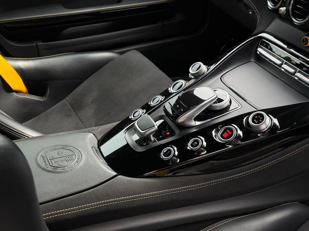 Mercedes-Benz Amg GT view 42