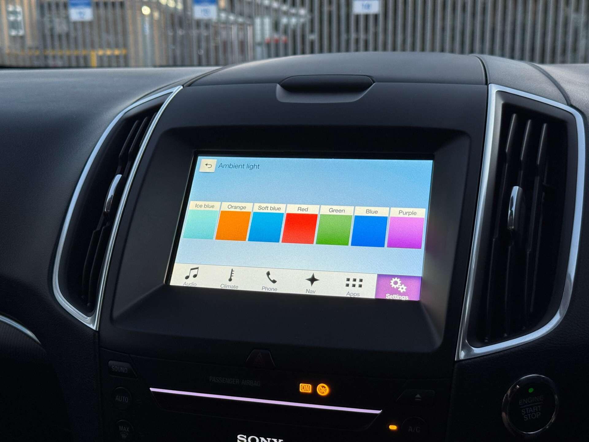 Ford S-Max view 70