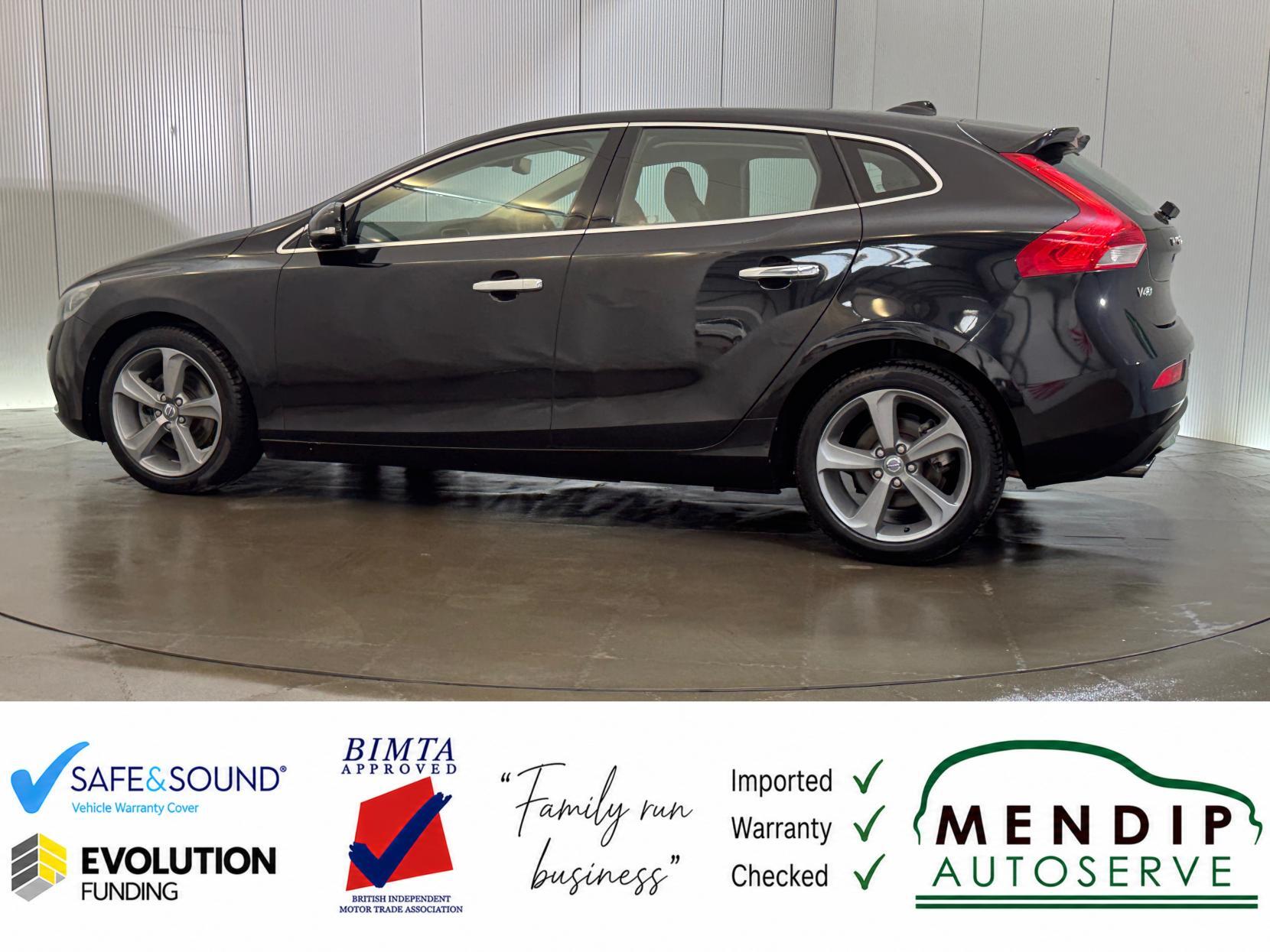 Volvo V40 view 12