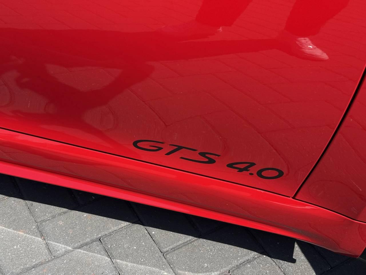 Porsche Cayman view 45