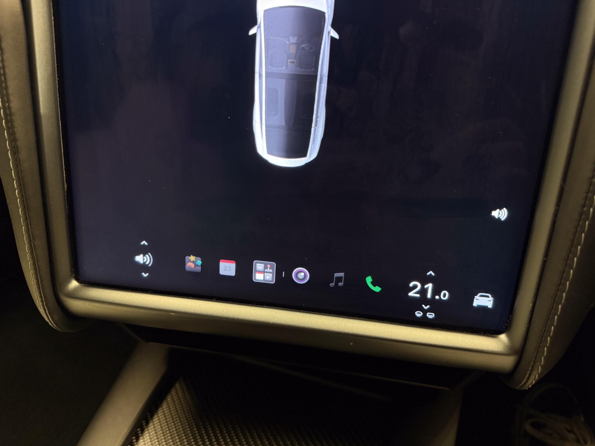 Tesla Model X view 29