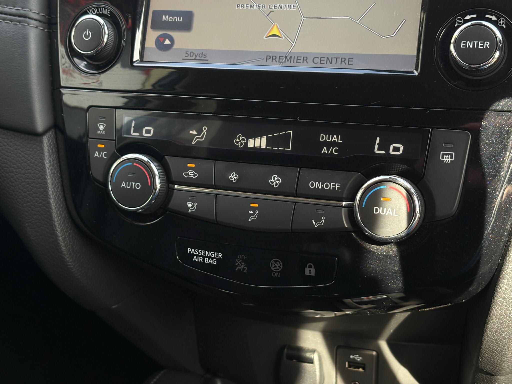 Nissan X-Trail view 25