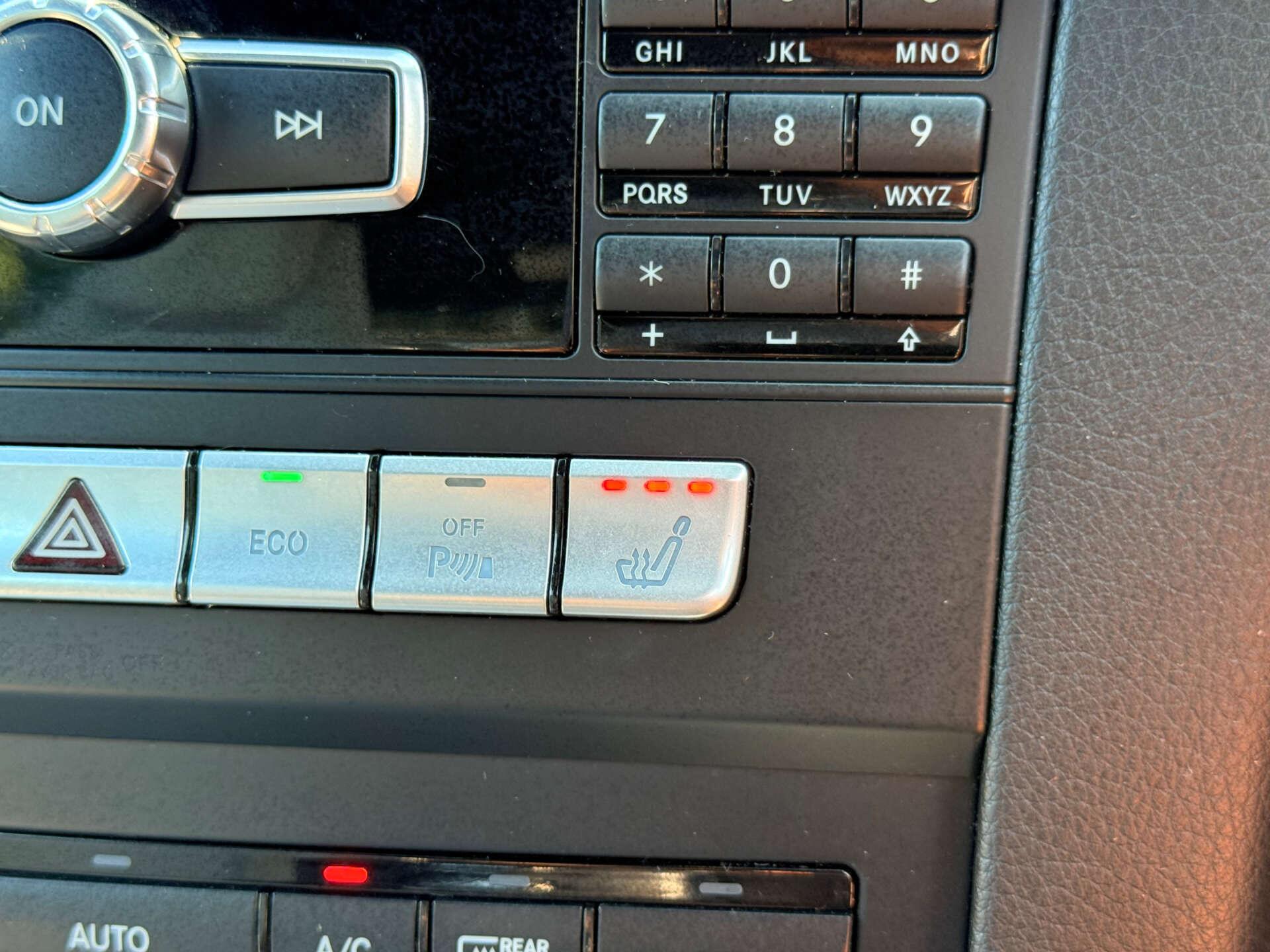 Mercedes-Benz E-Class view 58