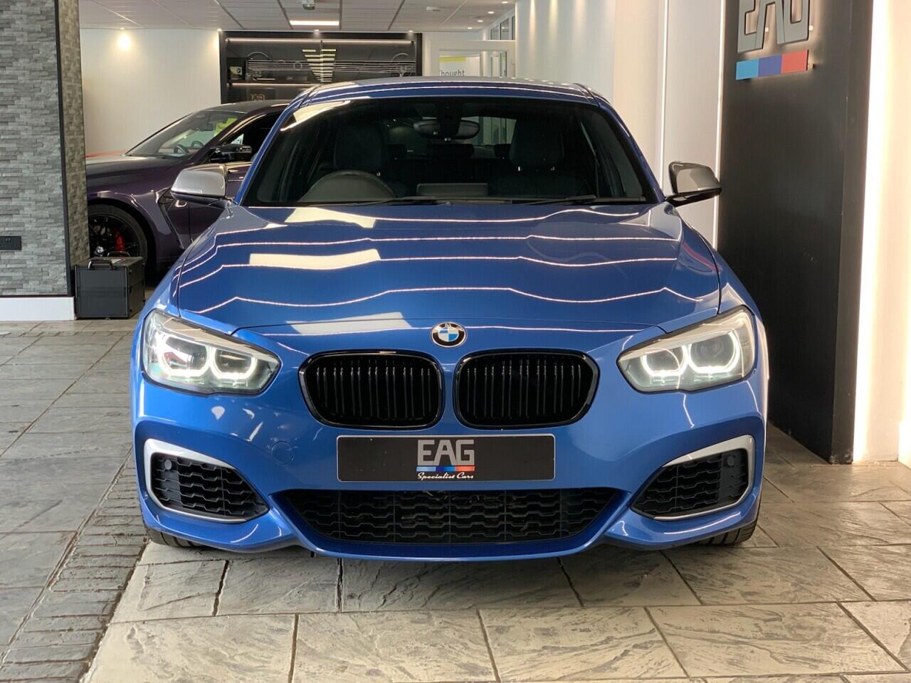 BMW 1 Series view 4