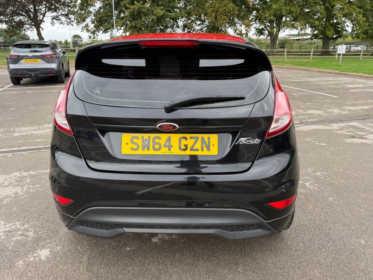 Ford Fiesta view 9