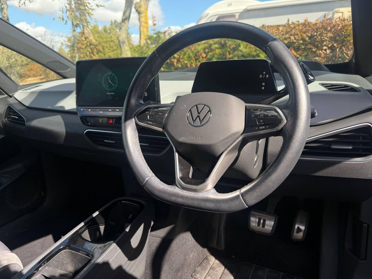 Volkswagen Id.3 view 10