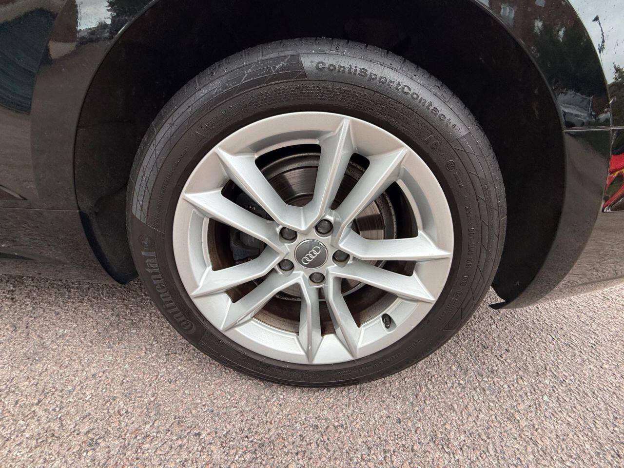 Audi A5 view 14