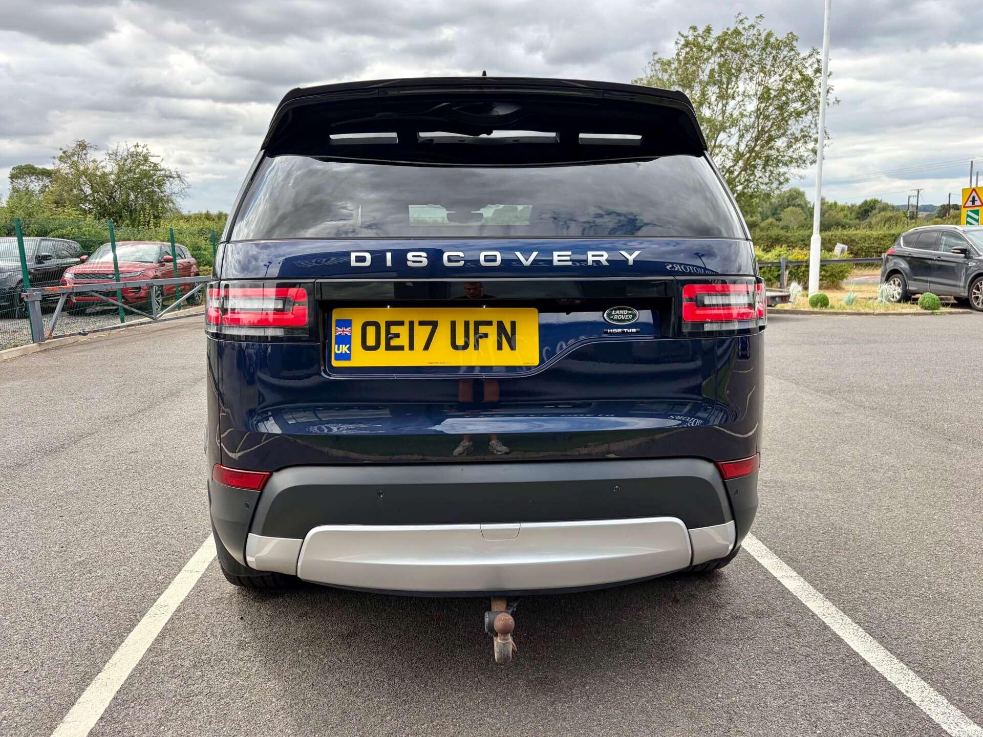 Land Rover Discovery 3 view 7