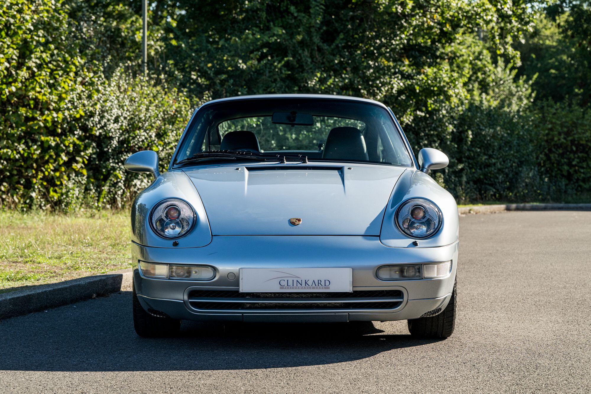 Porsche 911 view 2