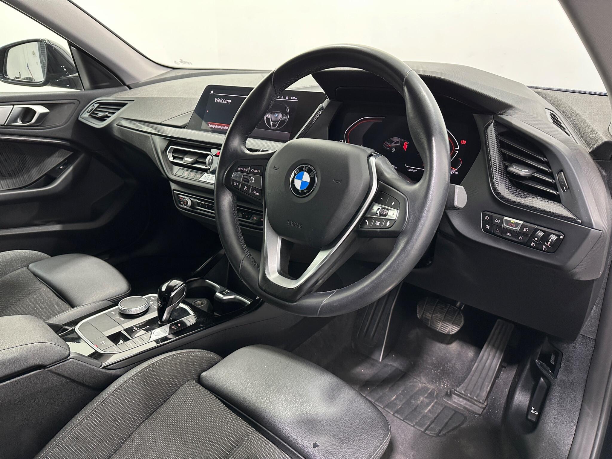 BMW 2 Series view 11