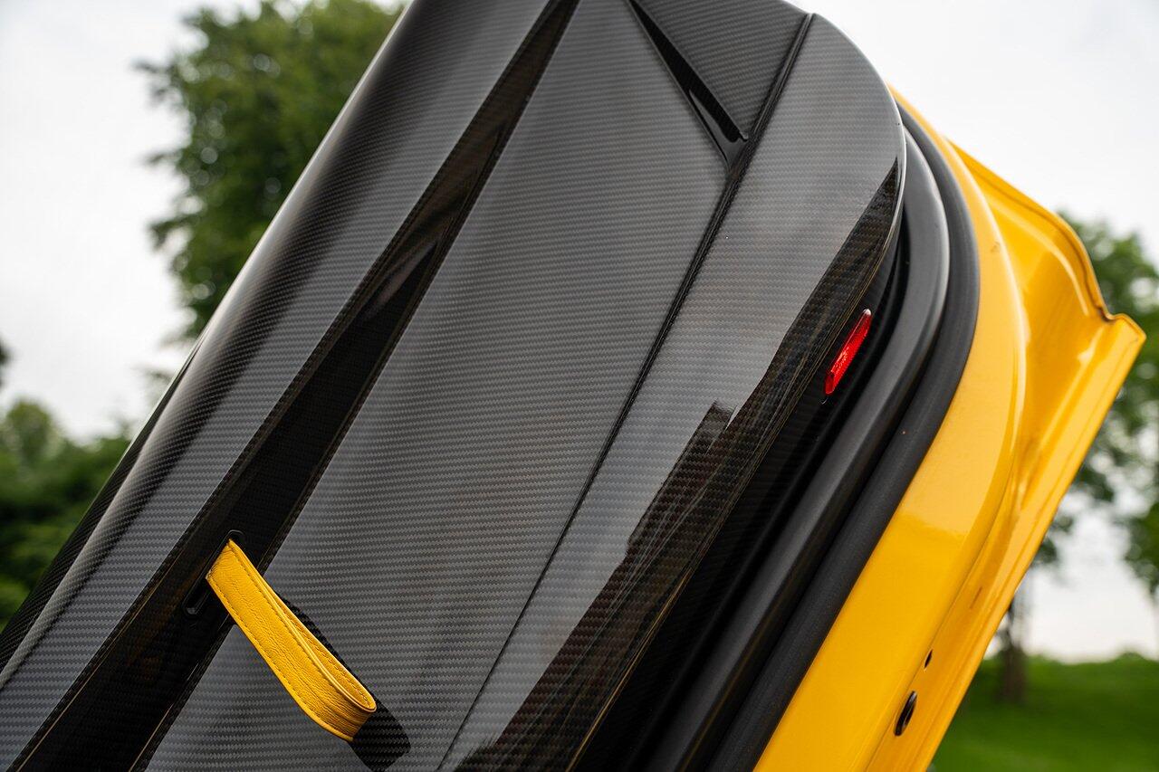 Lamborghini Aventador view 79