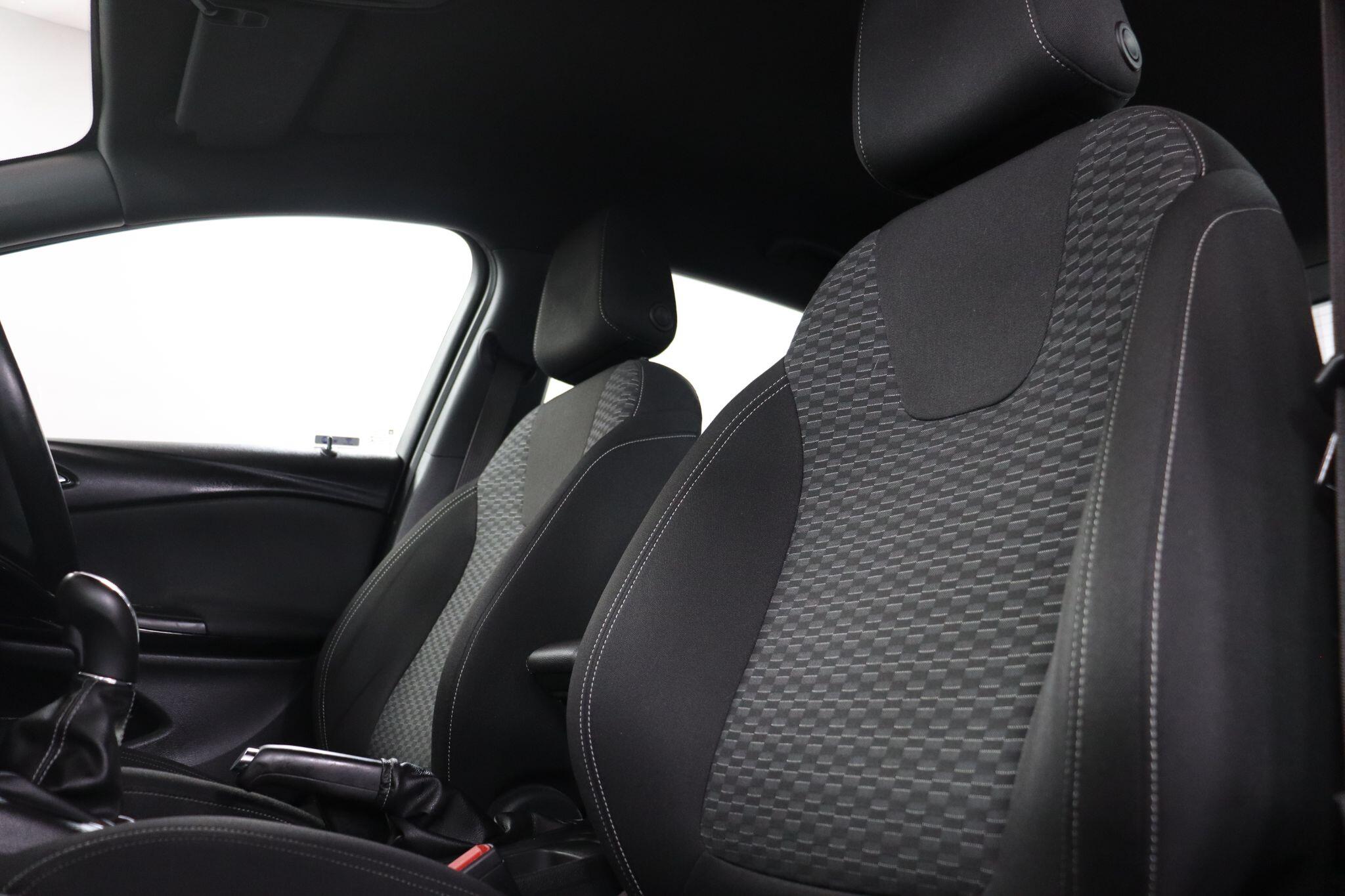 Vauxhall Astra view 34